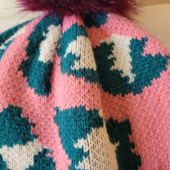 Juicy Couture Winter Hat - Picture 3 of 8